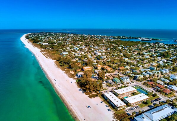 Am Strand, Liegestühle, Strandtücher