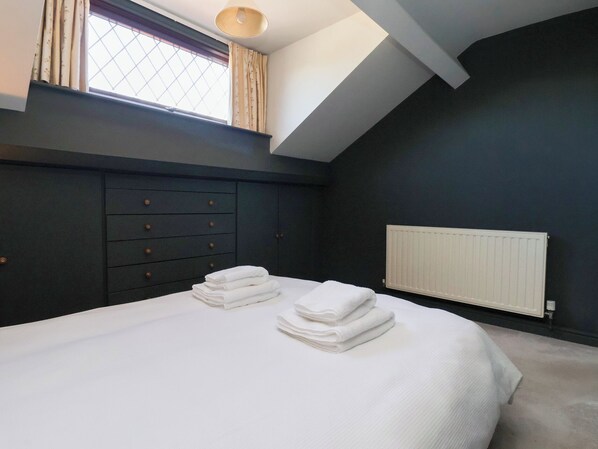 2 bedrooms, individually decorated, individually furnished, free WiFi - West Cottage (Malton)