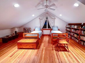 2 chambres, bureau, Wi-Fi, literie fournie