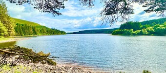 Brecon Beacons Cottage with Cinema Room, Sleeps 5