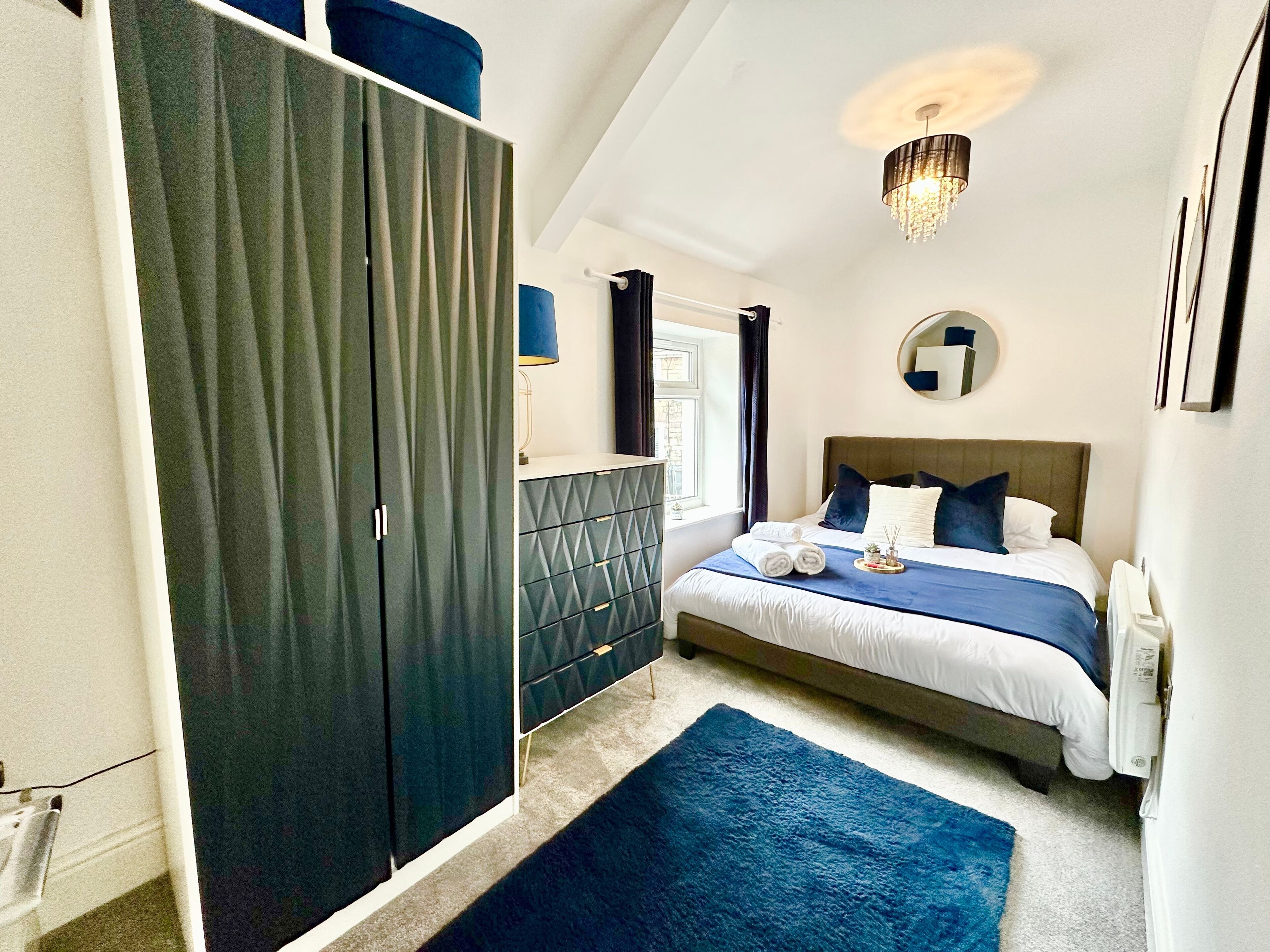 3 chambres, fer et planche à repasser, Wi-Fi gratuit, draps fournis