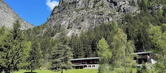 Grand Lodge 54 places