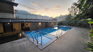 Outdoor pool - Rosa Mystica Hotels & Resorts (Devikolam)