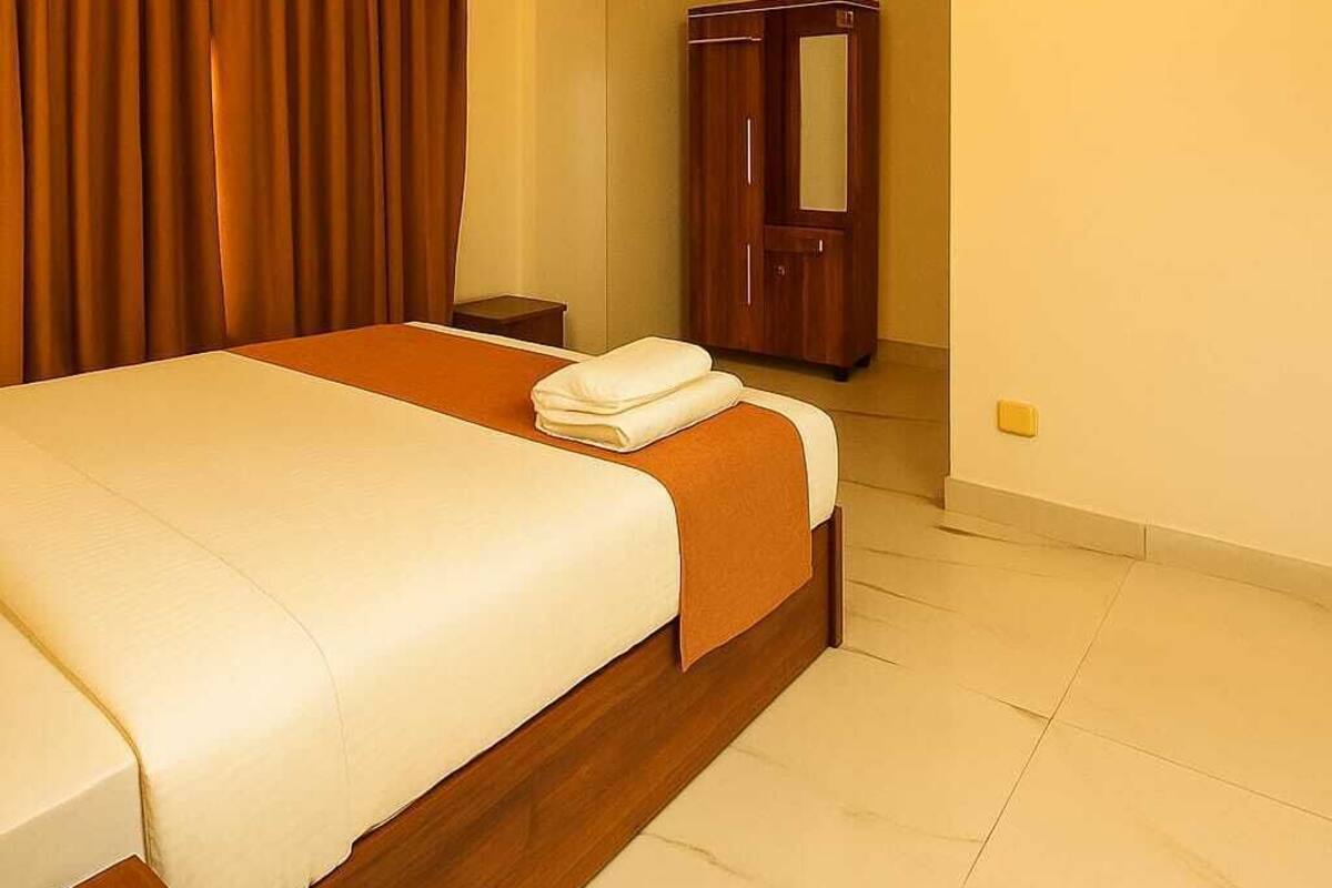 Deluxe Double Room, Pool View | In-room safe, desk, laptop workspace, free WiFi