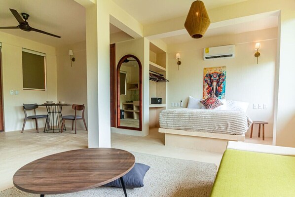 1 bedroom, iron/ironing board, travel cot, WiFi