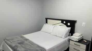 2 bedrooms, iron/ironing board, WiFi, bed sheets