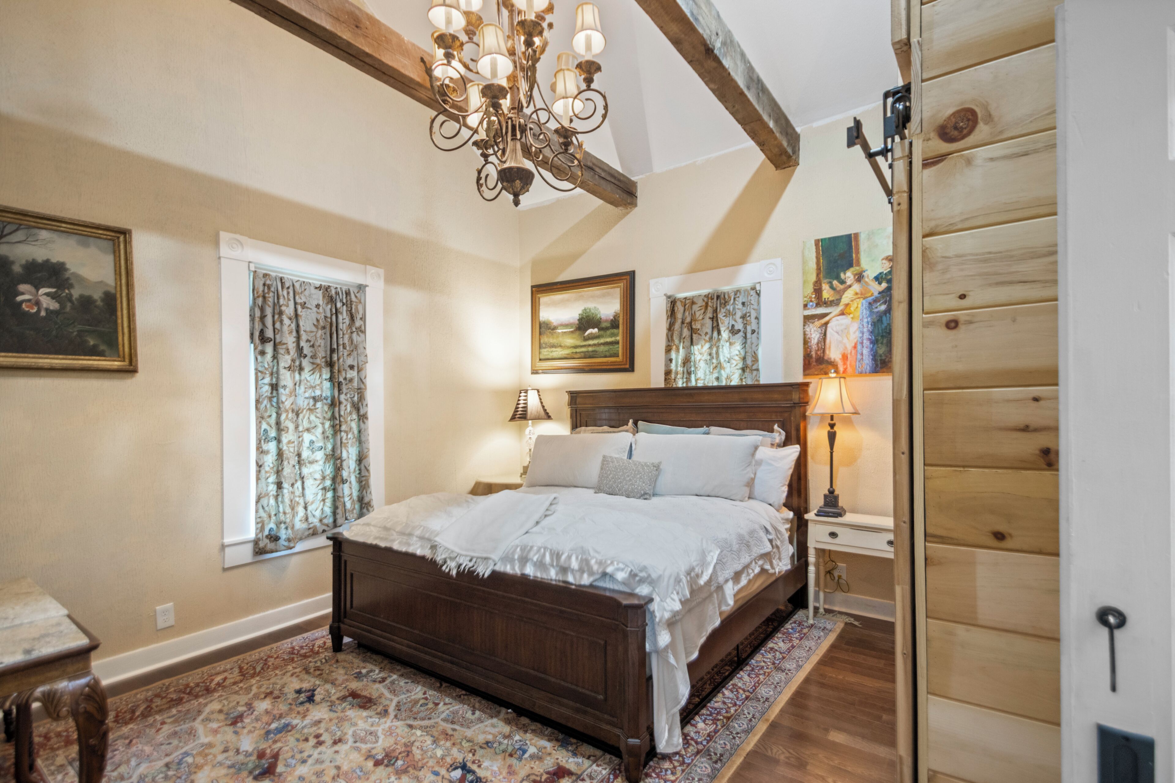 1 quarto, ferros/tábuas de passar roupa, Wi-Fi, roupa de cama