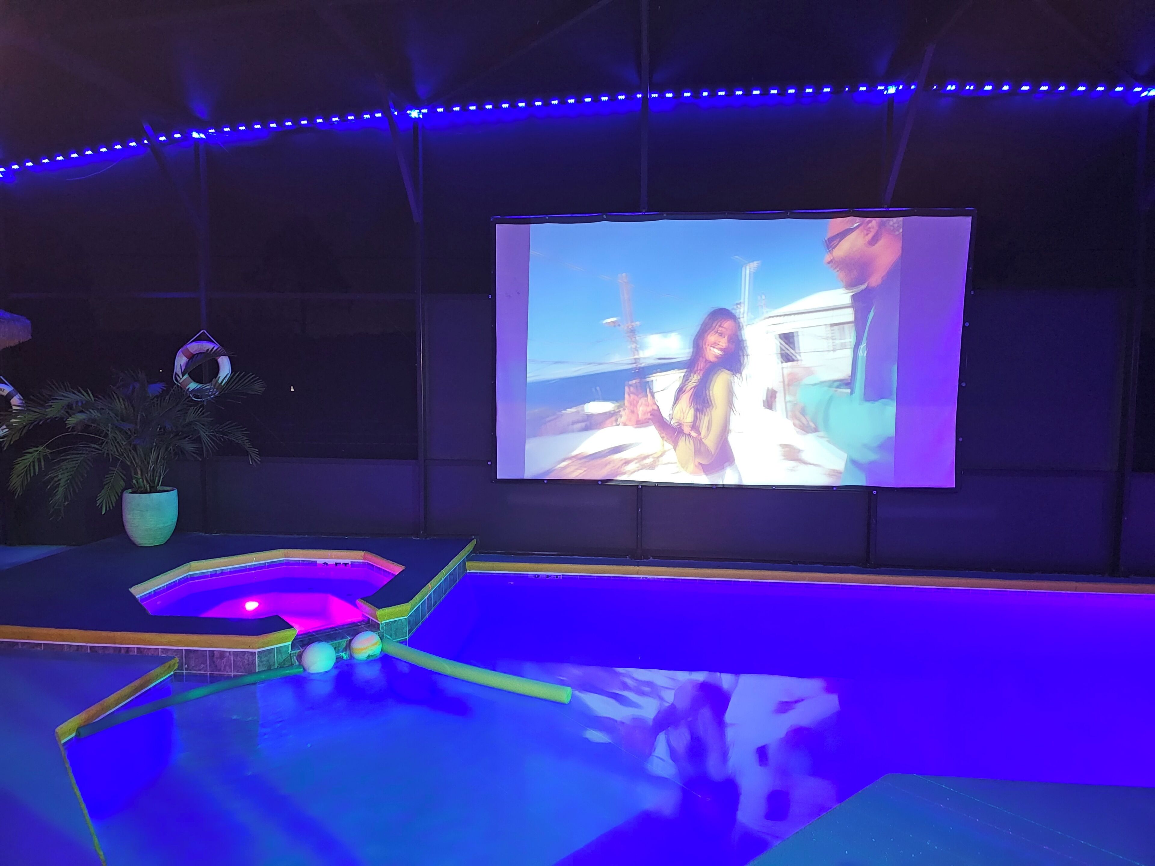 屋外プール、温水プール