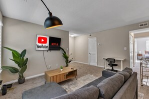 Apartment | Living area