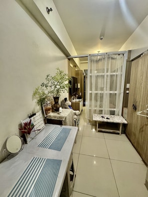 Condo Prestigio, 1 habitación, para no fumadores, cocina | Sala de estar | Televisión de pantalla plana de 40 pulgadas con canales digitales