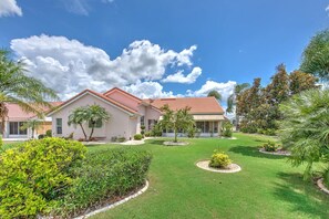 المنشأة من الخارج