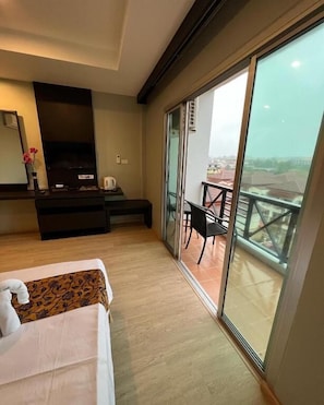 Superior Room, Balcony, Mountain View