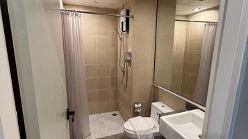 Superior Room, Balcony, Mountain View | Bathroom | Shower, hair dryer, towels, soap