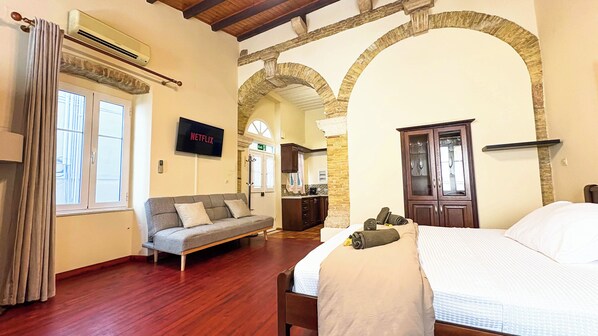 1 bedroom, iron/ironing board, WiFi, bed sheets