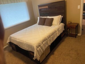 1 室のベッドルーム、アイロン / アイロン台、WiFi、ベッドシーツ