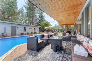 Seasonal outdoor pool