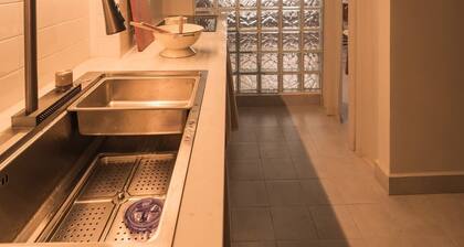 OUTSTANDING Residence near FrenchQuarter