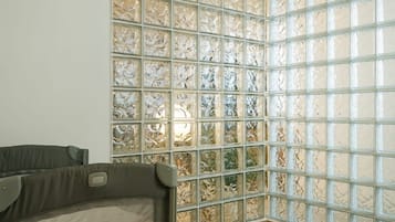 Ropa de cama de alta calidad y camas con efecto memoria