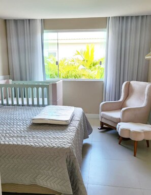 5 bedrooms, iron/ironing board, travel cot, free WiFi