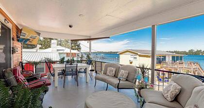 THE PELICAN AT SUN PERCH VILLAS! 3 BR 2 BATH WITH STUNNING VIEWS OF FALSE RIVER!