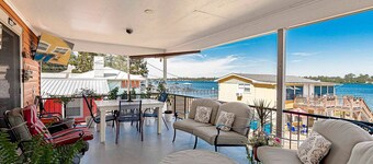 THE PELICAN AT SUN PERCH VILLAS! 3 BR 2 BATH WITH STUNNING VIEWS OF FALSE RIVER!