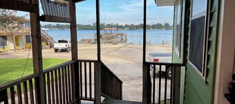 SPOONBILL AT THE VILLAS, COZY 2 BR VILLA WITH BEAUTIFUL VIEWS OF FALSE RIVER.