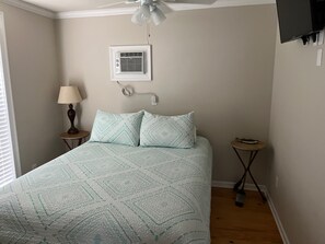 2 chambres, fer et planche à repasser, accès Internet, draps fournis
