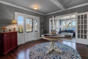 Interior - Beautiful Lake Geneva Lakefront home adorably decorated in sought after Fontana! (Fontana-on-Geneva Lake)