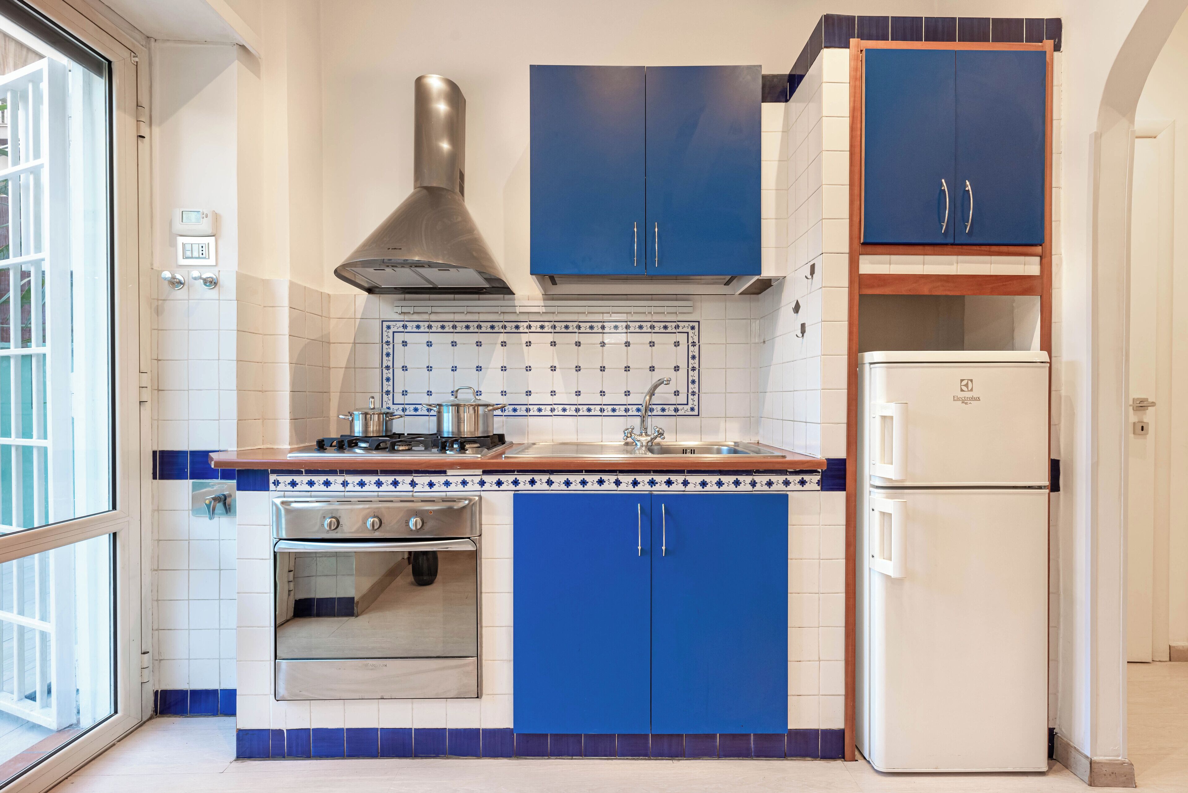 Microwave, oven, stovetop