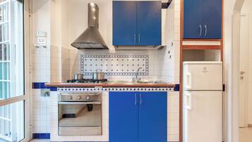 Microwave, oven, stovetop