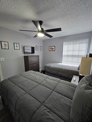 3 bedrooms, iron/ironing board, travel cot, free WiFi