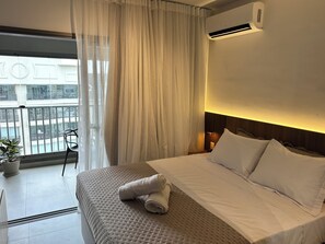 1 bedroom, internet, bed sheets