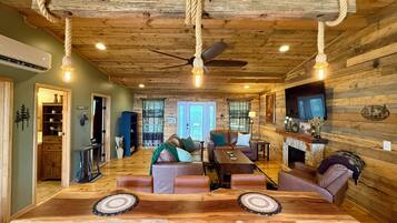 スマートテレビ、暖炉