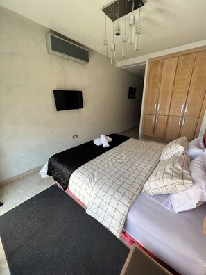 3 室のベッドルーム、WiFi、ベッドシーツ