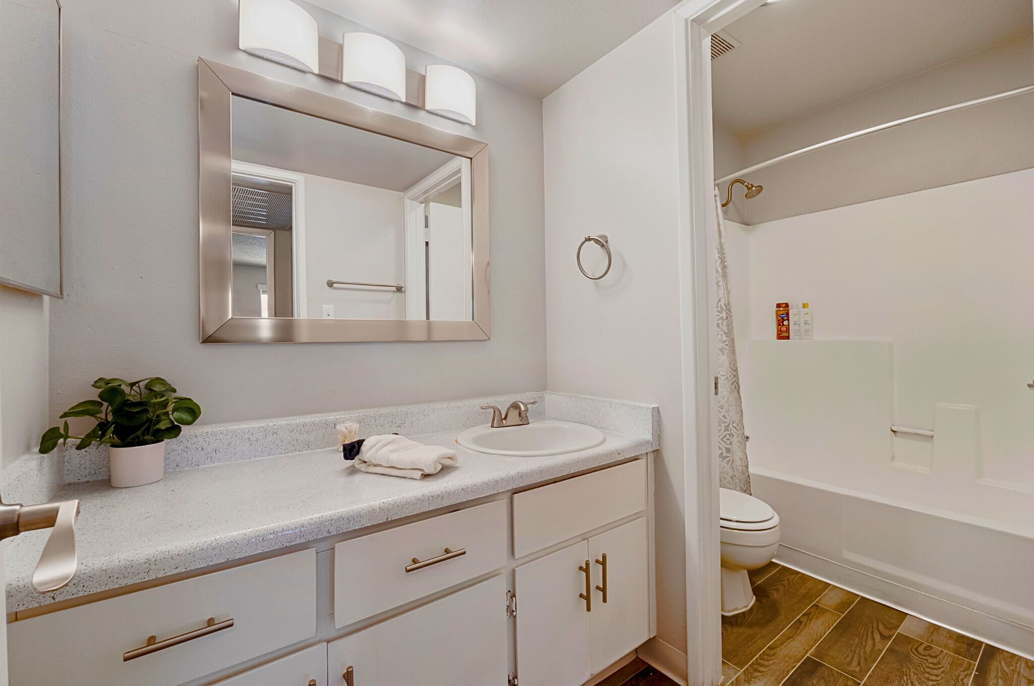 風筒、提供毛巾、番梘、廁紙