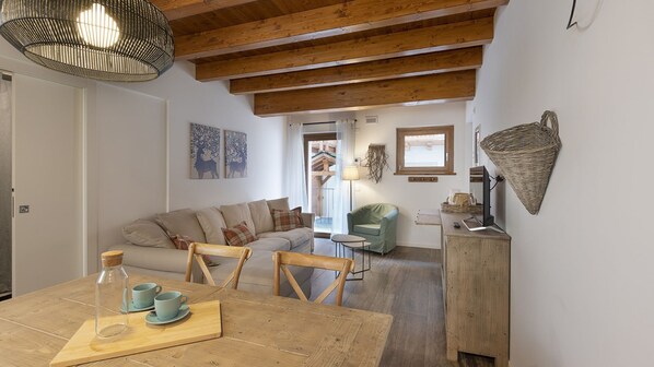 تلفزيون ذكي