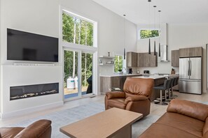 TV connectée, cheminée