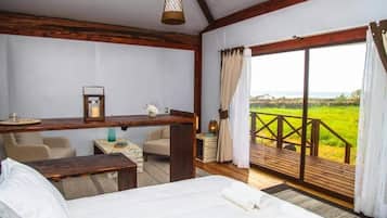 Premium bedding, Select Comfort beds, minibar, blackout curtains