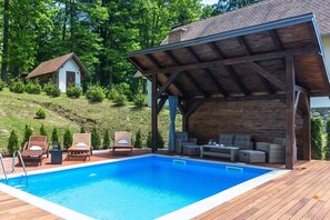 Outdoor pool, a heated pool