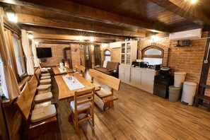 تناول الطعام