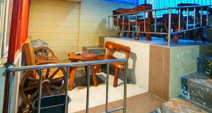 Budget Accommodation near Town