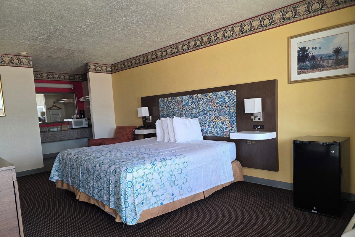 Standard Single Room | Desk, free WiFi