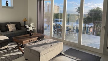 Älytelevisio, kirjoja