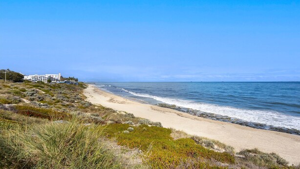 Strand