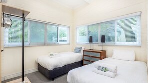 2 quartos, ferros/tábuas de passar roupa, Wi-Fi de cortesia