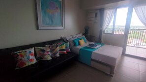 1 bedroom, internet, bed sheets