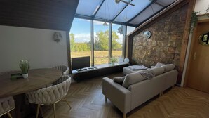 TV - Vacation home-Nature-Elbe-View-Fully equipped (Magdeburg)