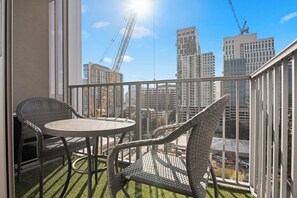 Apartment | 1 bedroom - The Urban Oasis in Midtown (Atlanta)