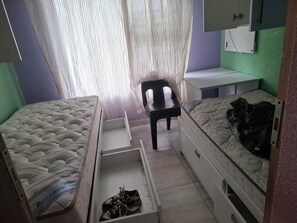 6 Schlafzimmer, Bügeleisen/Bügelbrett, Internetzugang, Bettwäsche