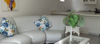 Runaway Bay Caldo Tours